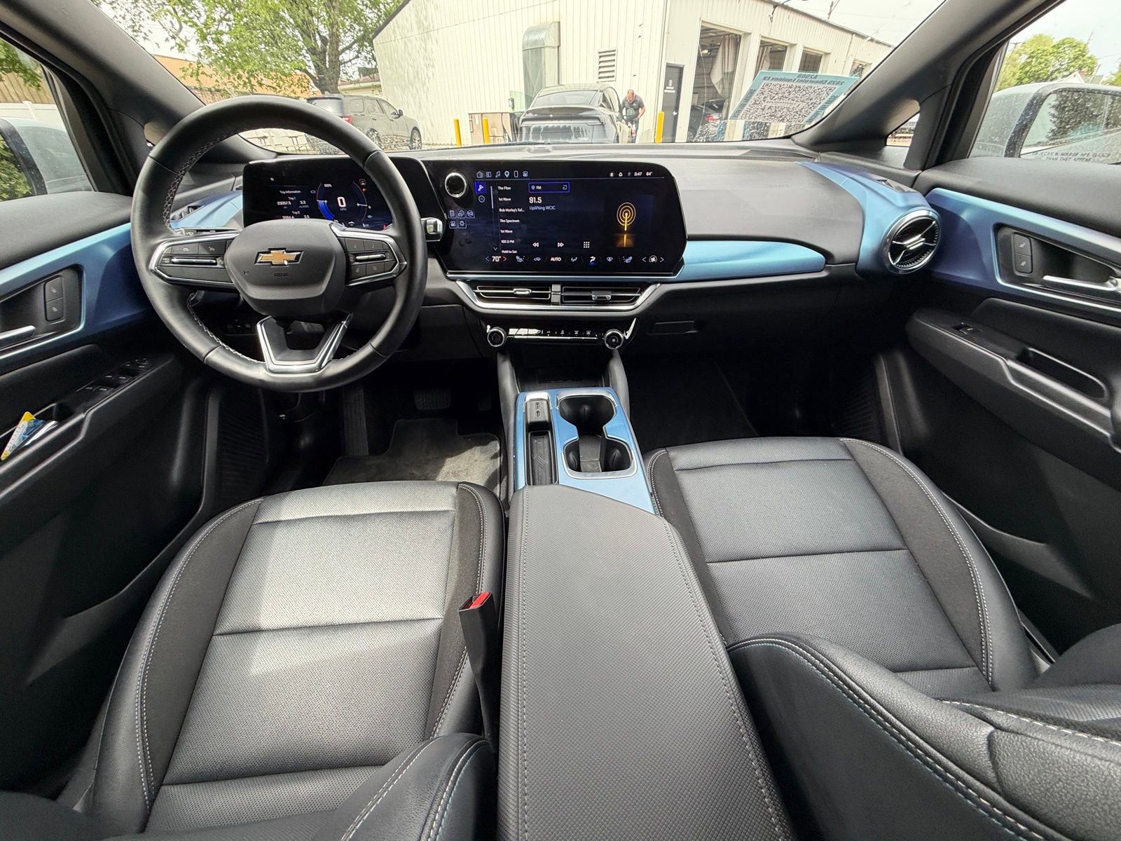 Used 2025 Chevrolet Equinox EV LT w/ Convenience Package FWD image 20