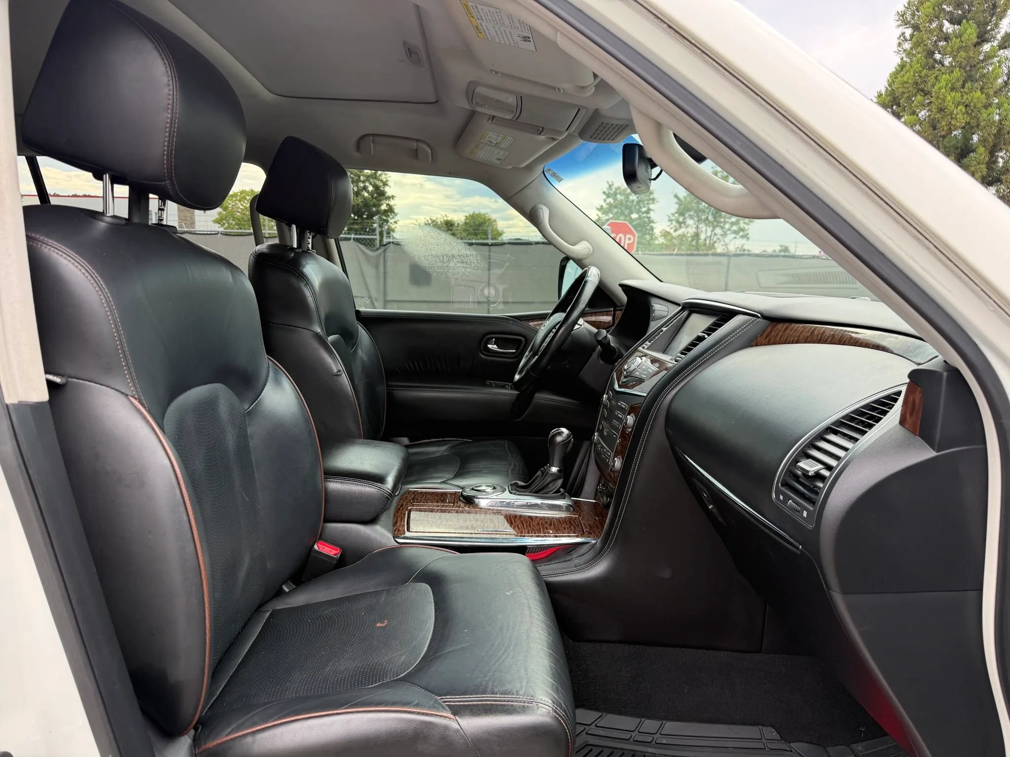 Used 2017 Nissan Armada Platinum RWD image 18