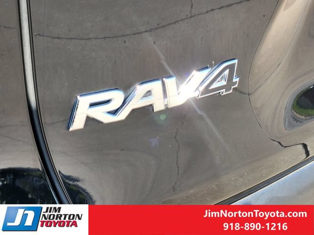 Used 2025 Toyota RAV4 XLE w/ Convenience Package FWD image 13