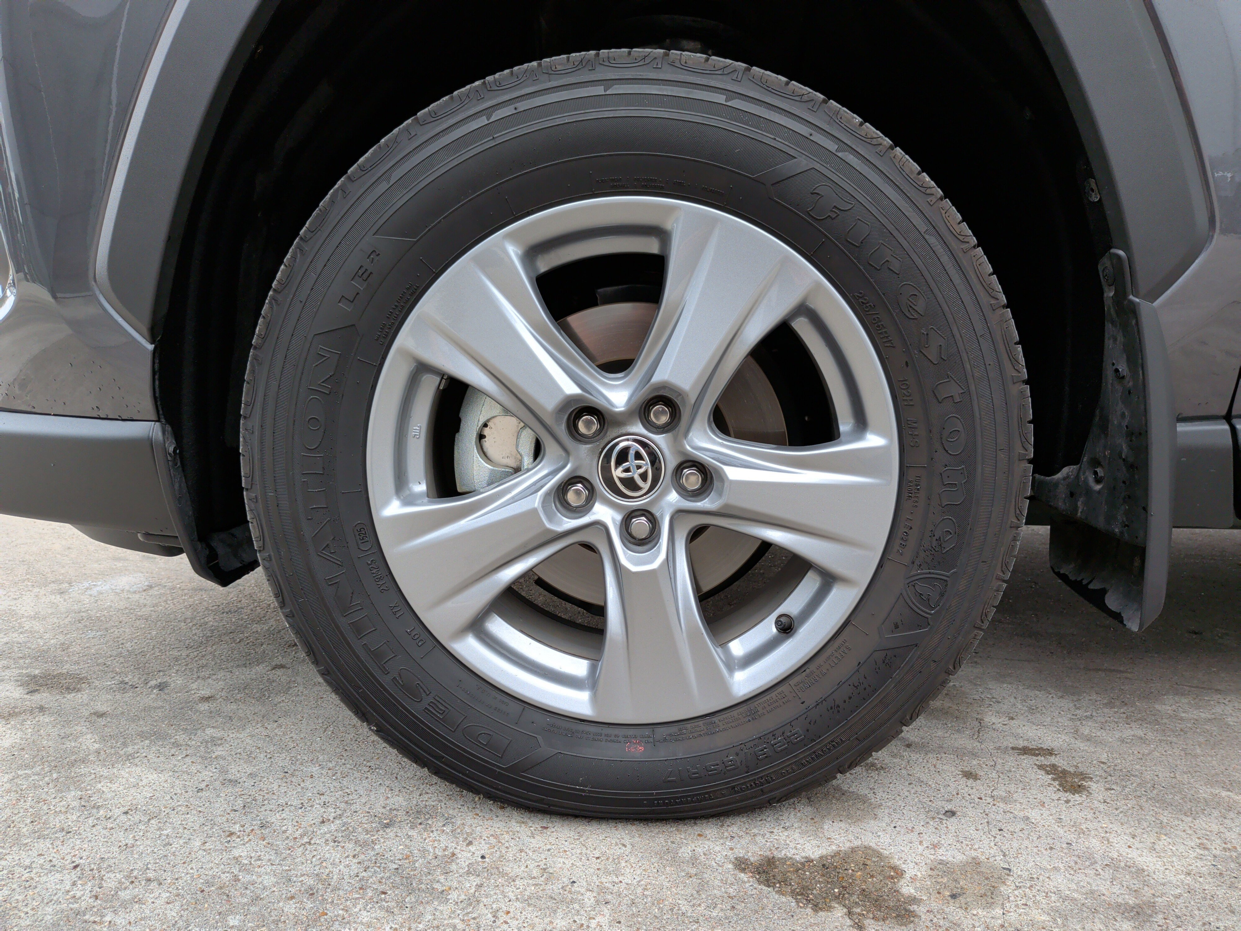 Used 2025 Toyota RAV4 XLE w/ Convenience Package image 12