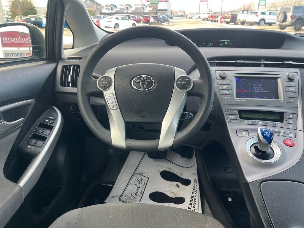 Used 2015 Toyota Prius Three image 14