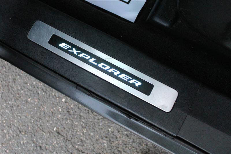 Used 2017 Ford Explorer Sport w/ Equipment Group 401A image 11