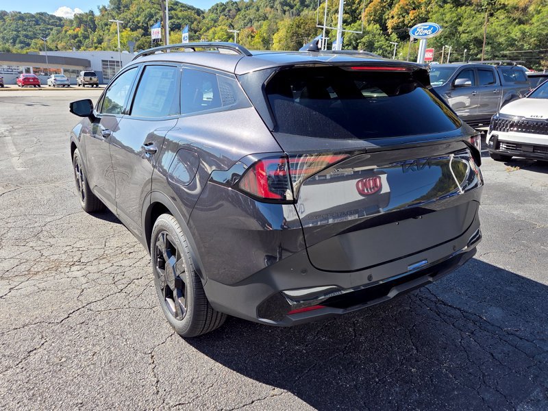 New 2026 Kia Sportage X-Line w/ X-Line Premium Package AWD/4WD image 5