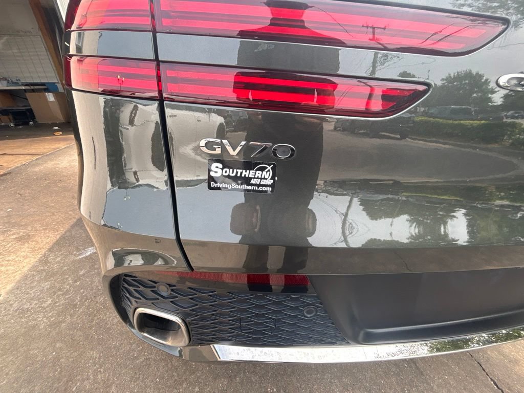 Used 2025 Genesis GV70 2.5T AWD/4WD image 25