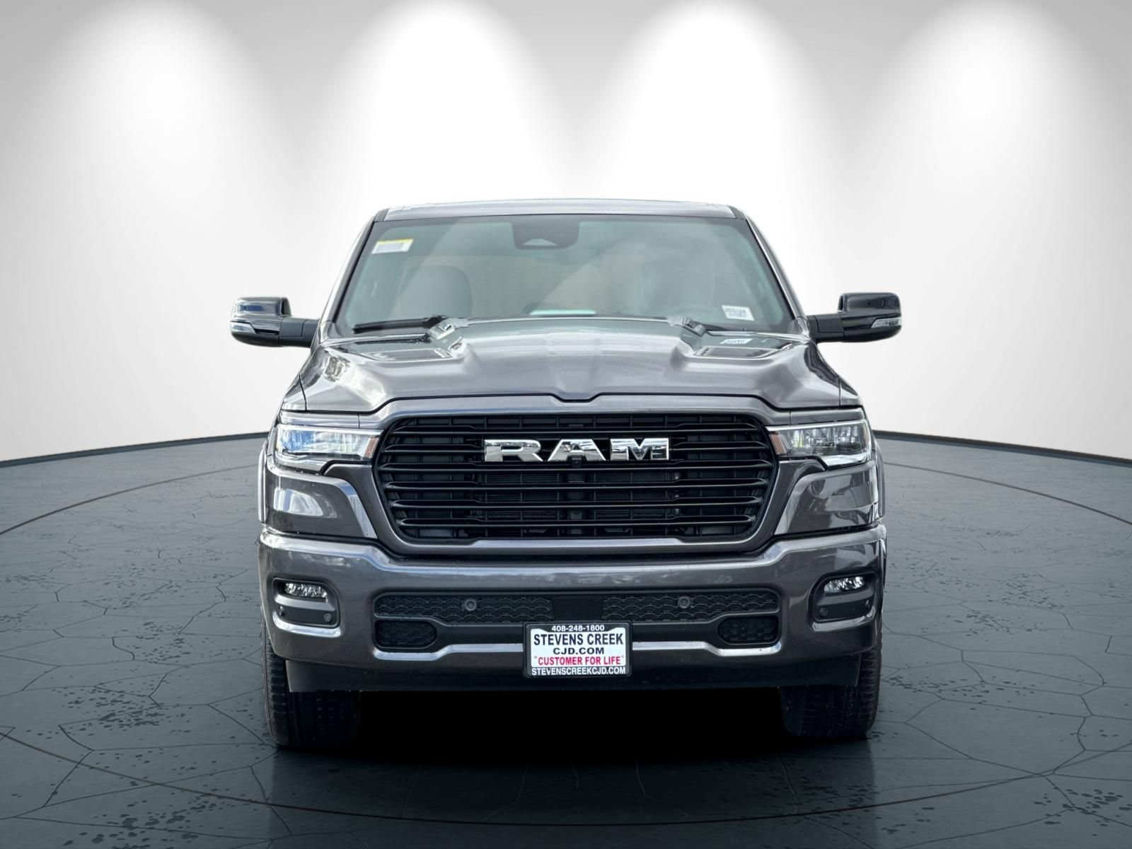 New 2026 RAM 1500 Laramie AWD/4WD image 9