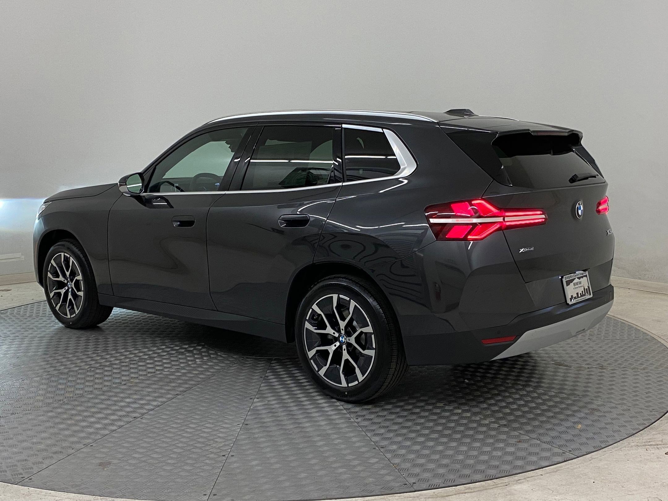 Used 2026 BMW X3 xDrive30 w/ Convenience Package image 3