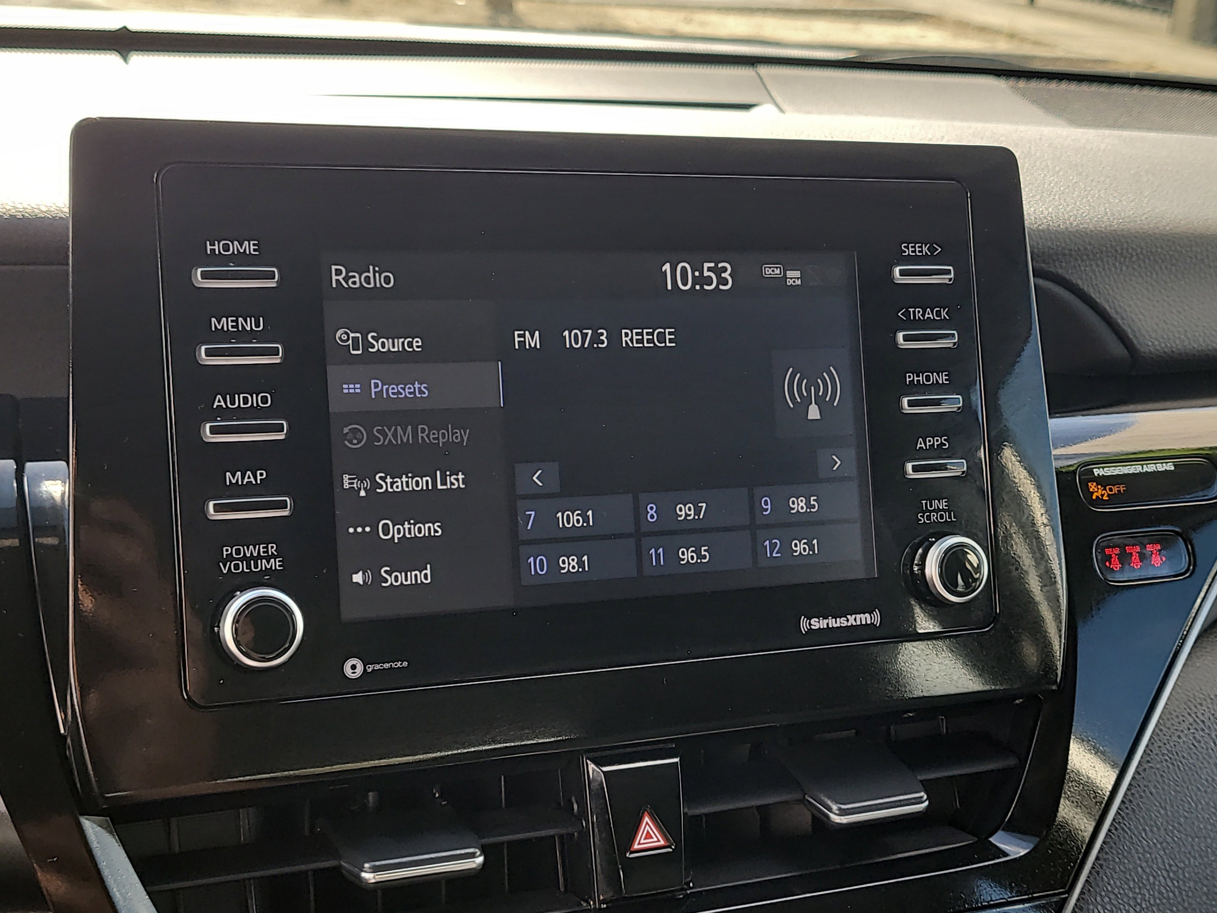 Used 2024 Toyota Camry SE image 21