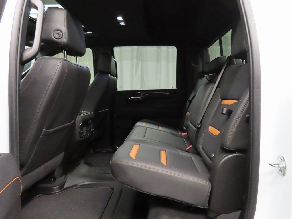 Used 2025 GMC Sierra 3500 AT4 w/ AT4 Premium Plus Package image 10