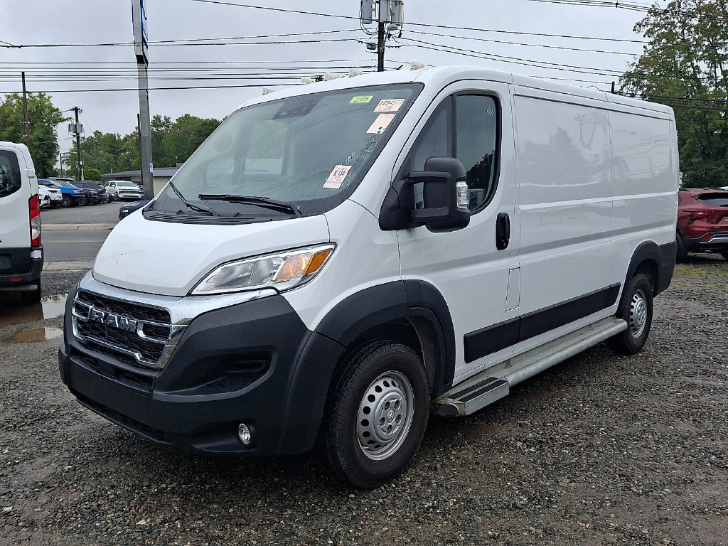 Used 2025 RAM ProMaster 2500 w/ U-Haul Equipment Group FWD image 3