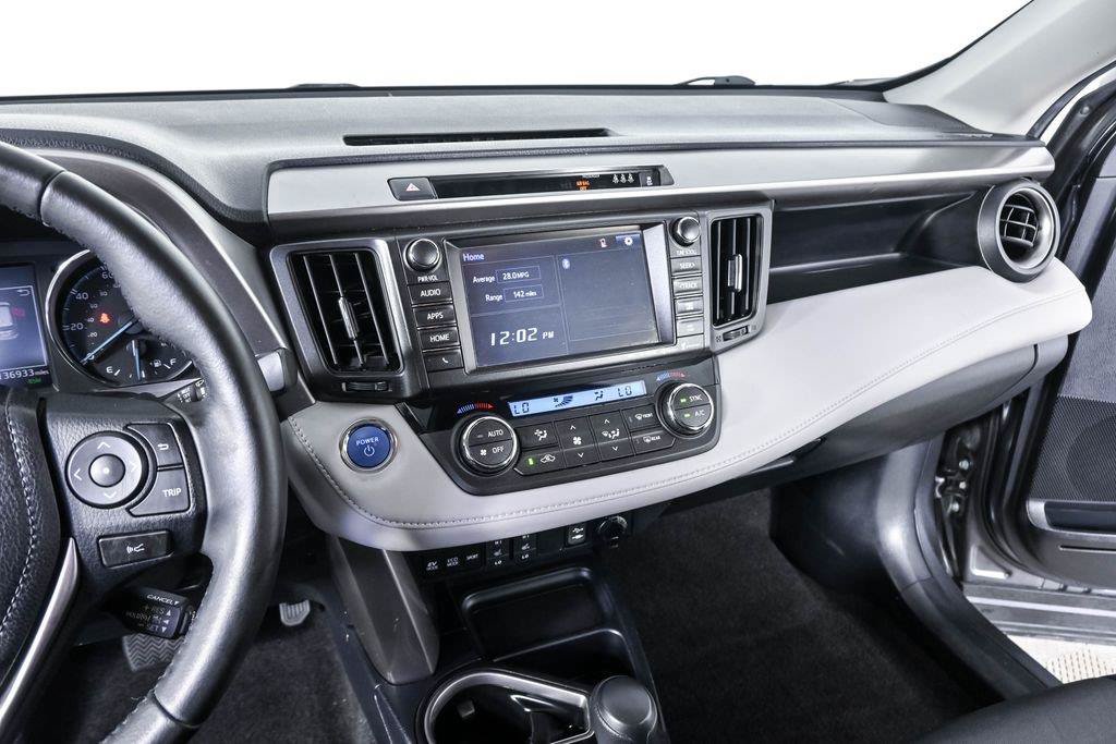Used 2018 Toyota RAV4 XLE w/ Convenience Package AWD/4WD image 14