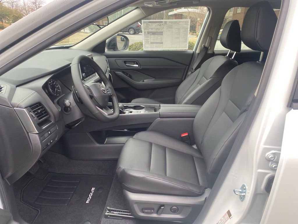 New 2026 Nissan Rogue SV image 13