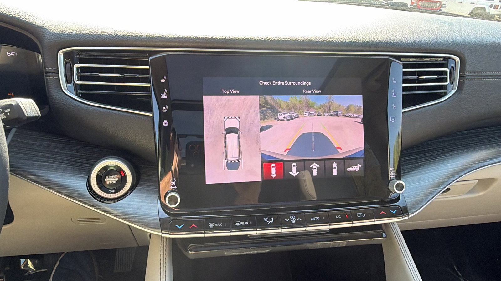 Used 2024 Jeep Wagoneer L Series III w/ Premium Group I image 37