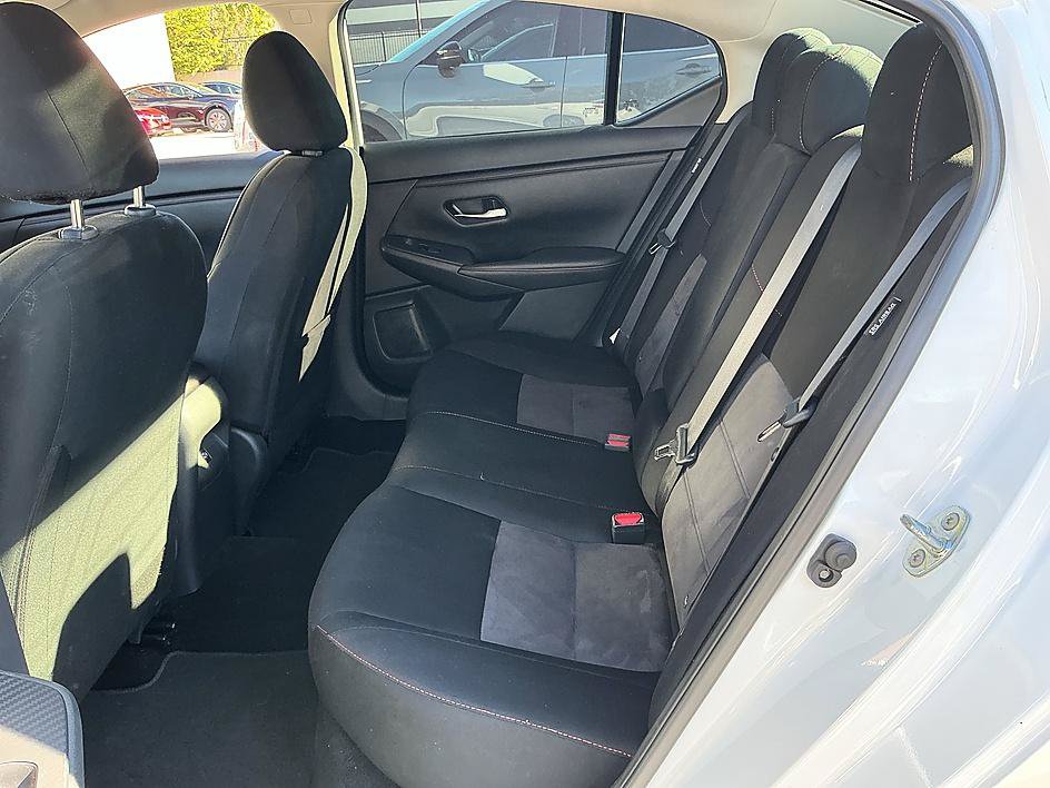 Certified 2024 Nissan Sentra SR FWD image 20