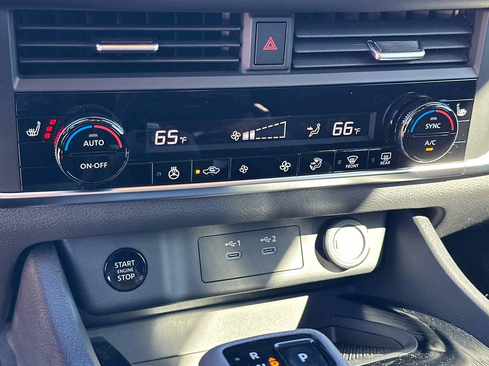 New 2026 Nissan Rogue SV w/ SV Premium Package image 31