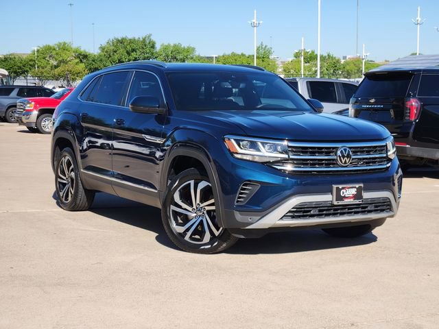 Used 2023 Volkswagen Atlas Cross Sport SEL AWD/4WD image 2