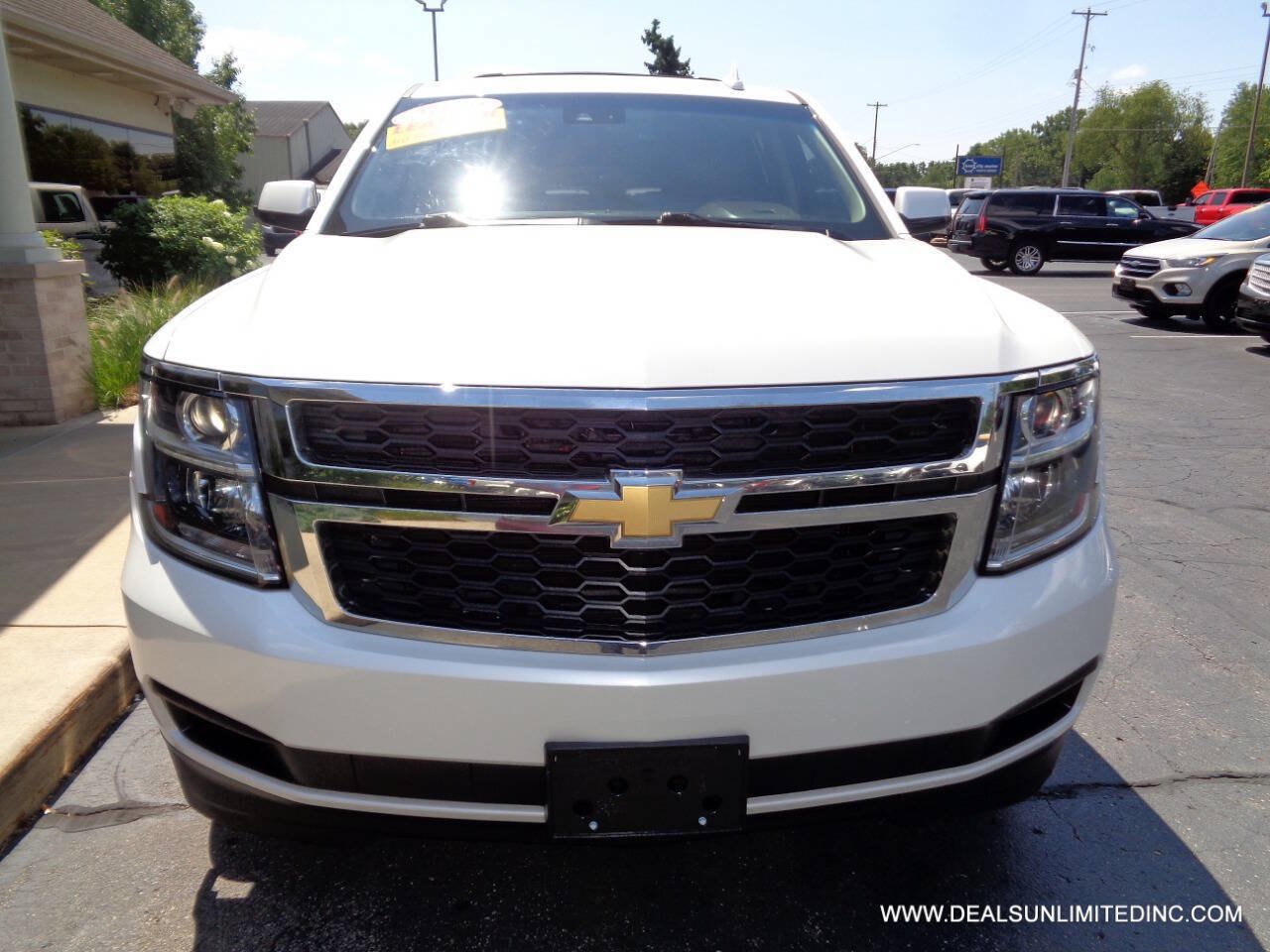 Used 2019 Chevrolet Suburban LT AWD/4WD image 29