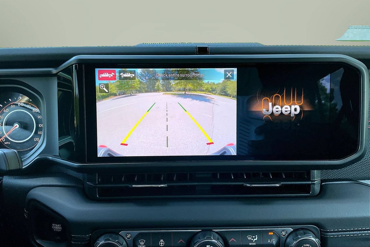 New 2026 Jeep Gladiator Rubicon AWD/4WD image 13