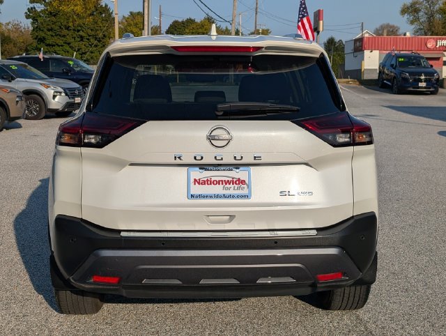 Used 2023 Nissan Rogue SL w/ SL Premium Package AWD/4WD image 4