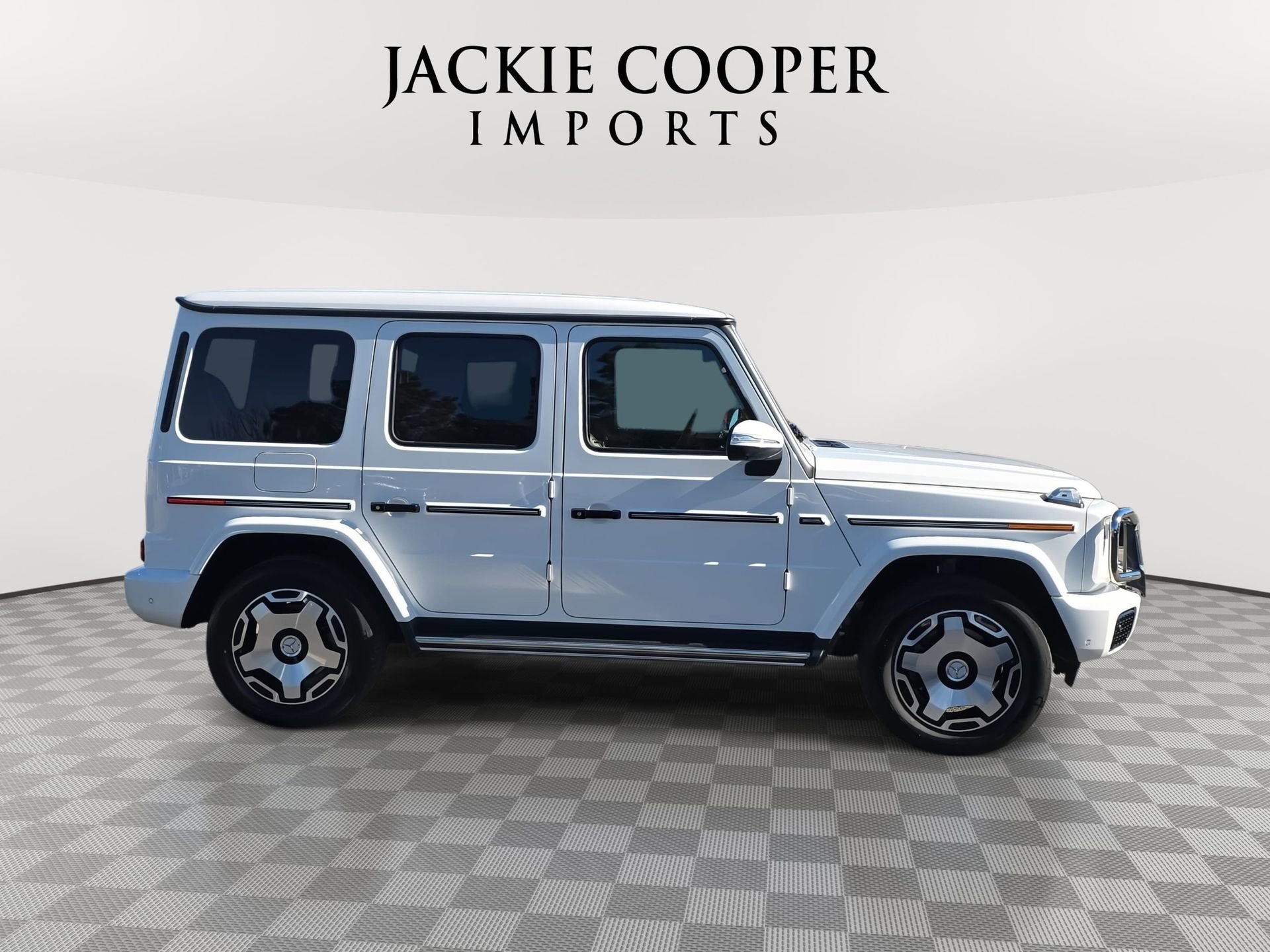 Certified 2025 Mercedes-Benz G 550 G 550 image 4