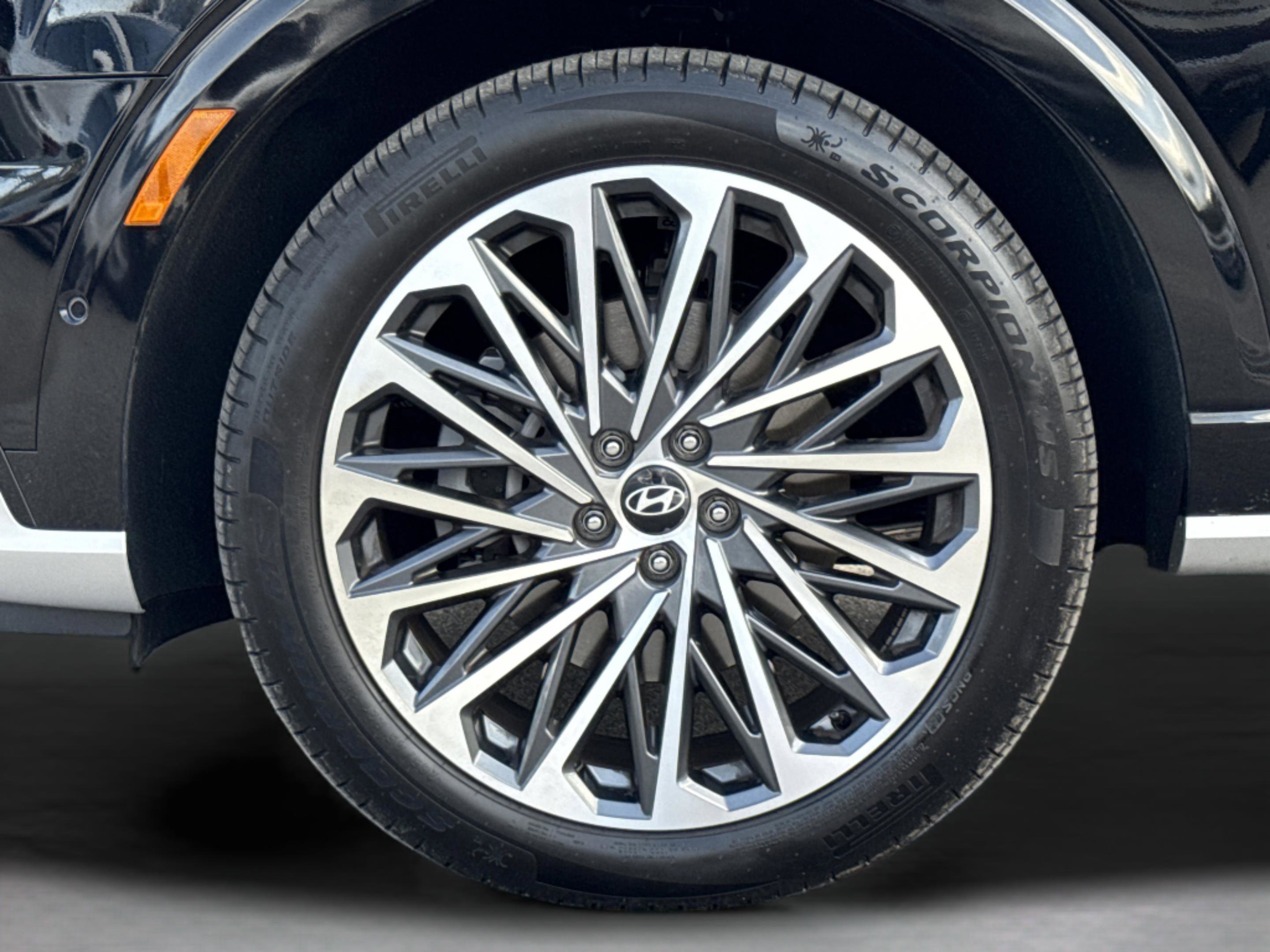 Used 2026 Hyundai Palisade Calligraphy image 40