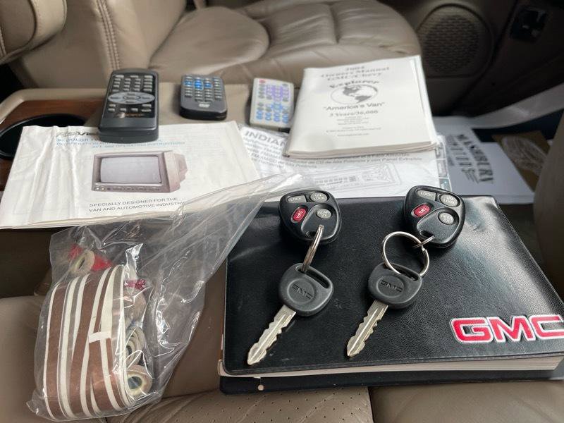 Used 2004 GMC Safari Conversion image 50