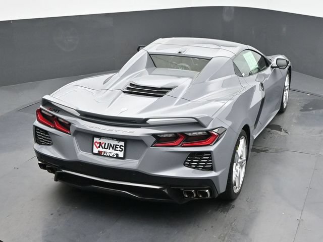 Used 2024 Chevrolet Corvette Stingray Preferred Conv w/ Z51 Performance Package RWD image 32