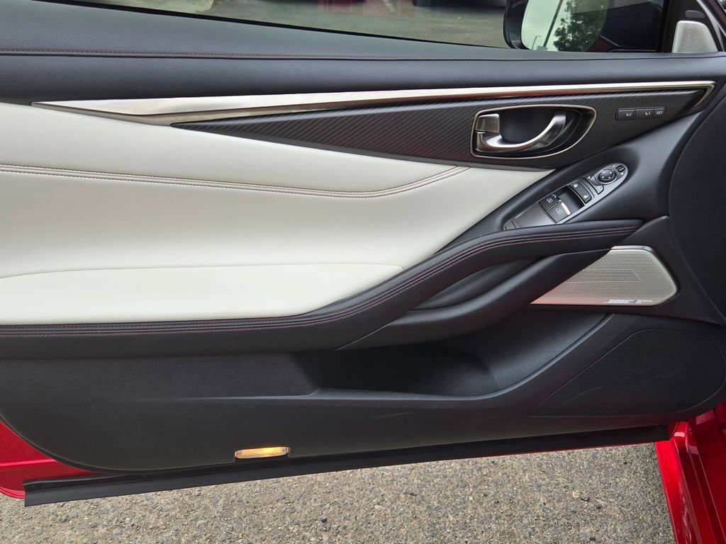 Used 2022 INFINITI Q60 Red Sport 400 w/ Carbon Fiber Package RWD image 10