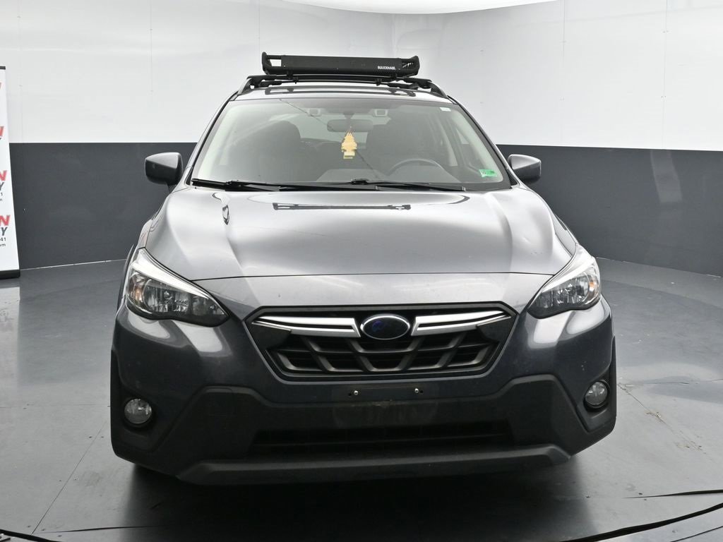 Used 2022 Subaru Crosstrek 2.0i Premium image 3