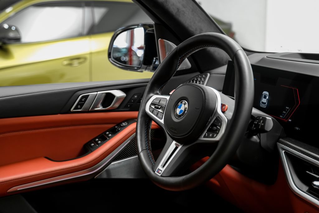 Used 2024 BMW X5 M Competition w/ Executive Package AWD/4WD image 18
