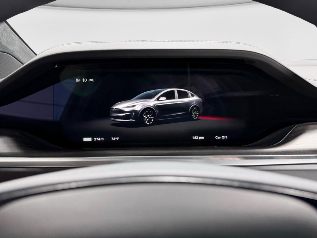 Used 2024 Tesla Model X image 8