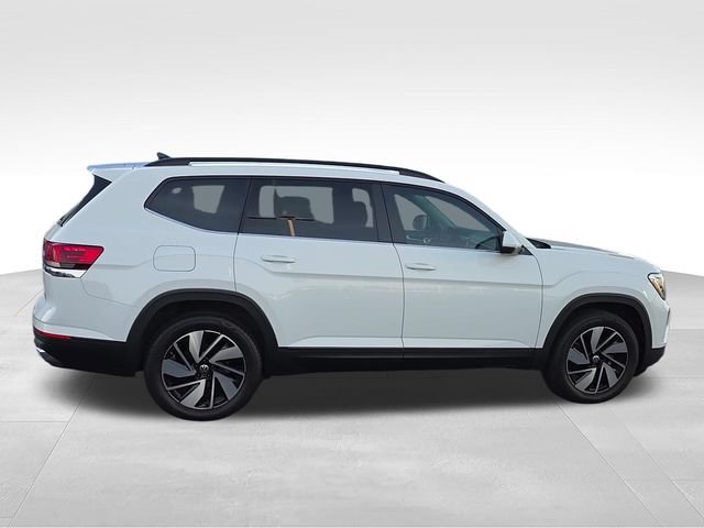 Used 2024 Volkswagen Atlas SE FWD image 2