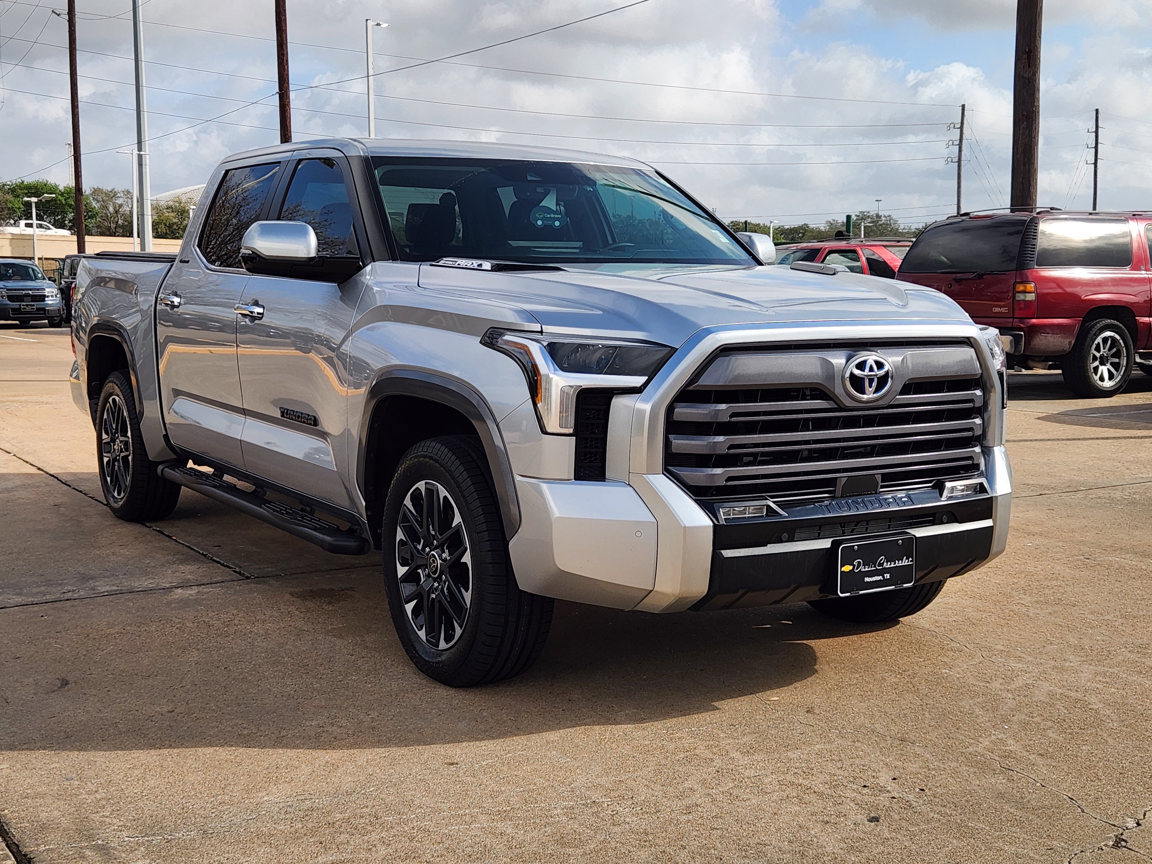 Used 2024 Toyota Tundra Limited w/ Power Package image 4
