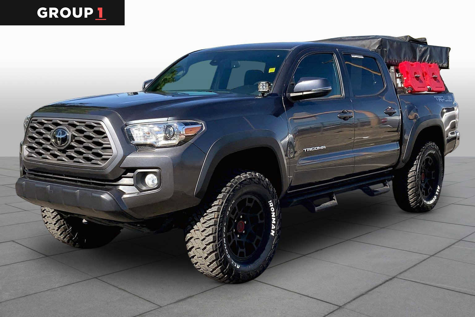 Used 2022 Toyota Tacoma TRD Off-Road image 1