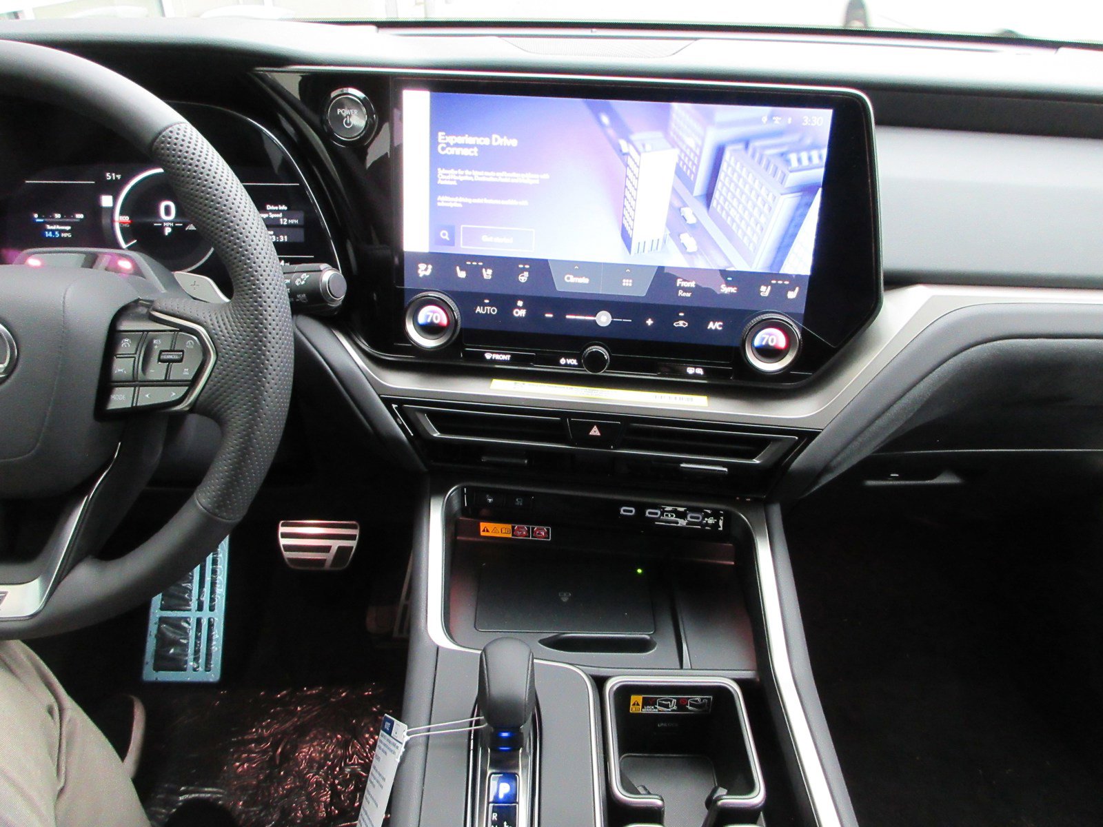 New 2026 Lexus TX 500h AWD image 41