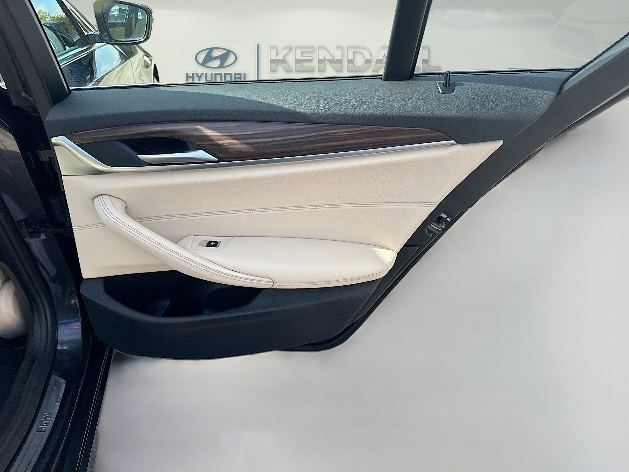 Used 2022 BMW 530i xDrive image 29