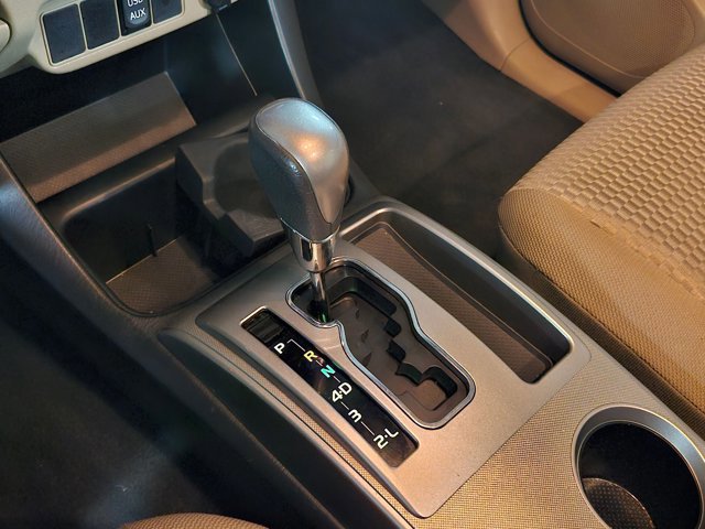 Used 2015 Toyota Tacoma PreRunner w/ SR5 Package RWD image 12