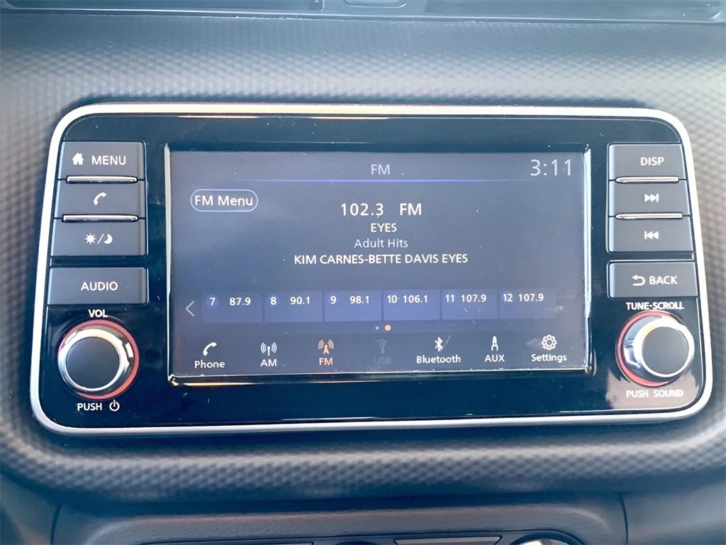 Used 2024 Nissan Kicks S image 33