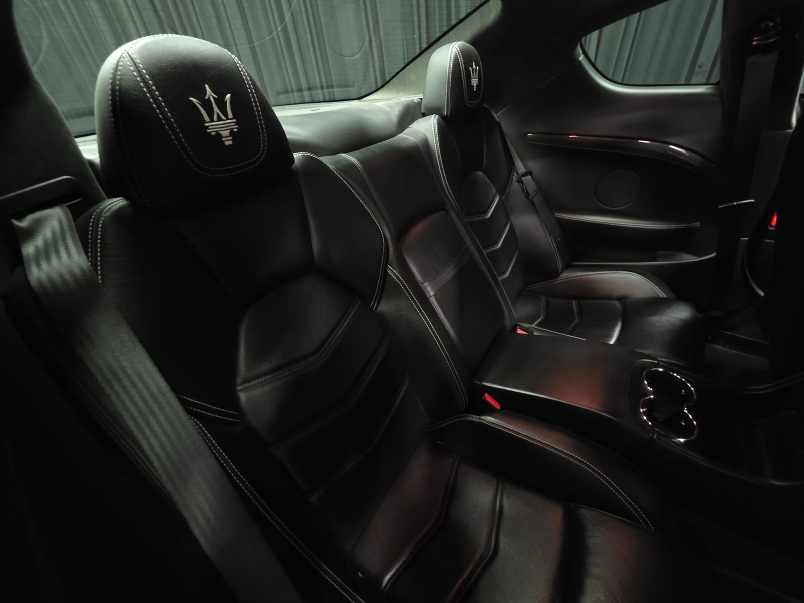Used 2015 Maserati GranTurismo Sport RWD image 35