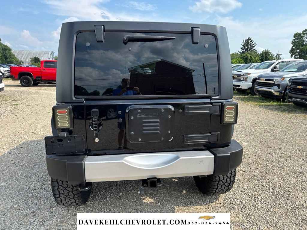 Used 2015 Jeep Wrangler Unlimited Sahara AWD/4WD image 4