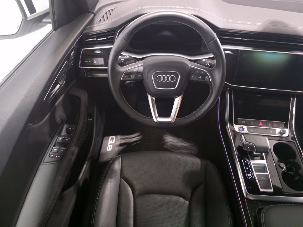 Used 2023 Audi Q8 Premium Plus AWD/4WD image 16