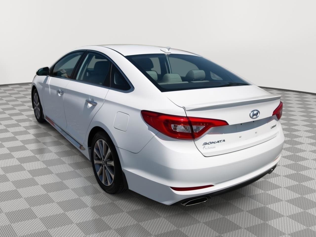 Used 2017 Hyundai Sonata Limited FWD image 7
