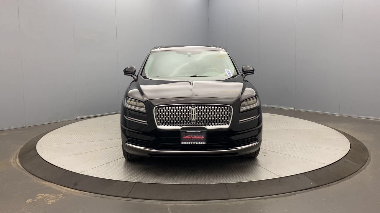 Used 2023 Lincoln Nautilus Reserve AWD/4WD image 8