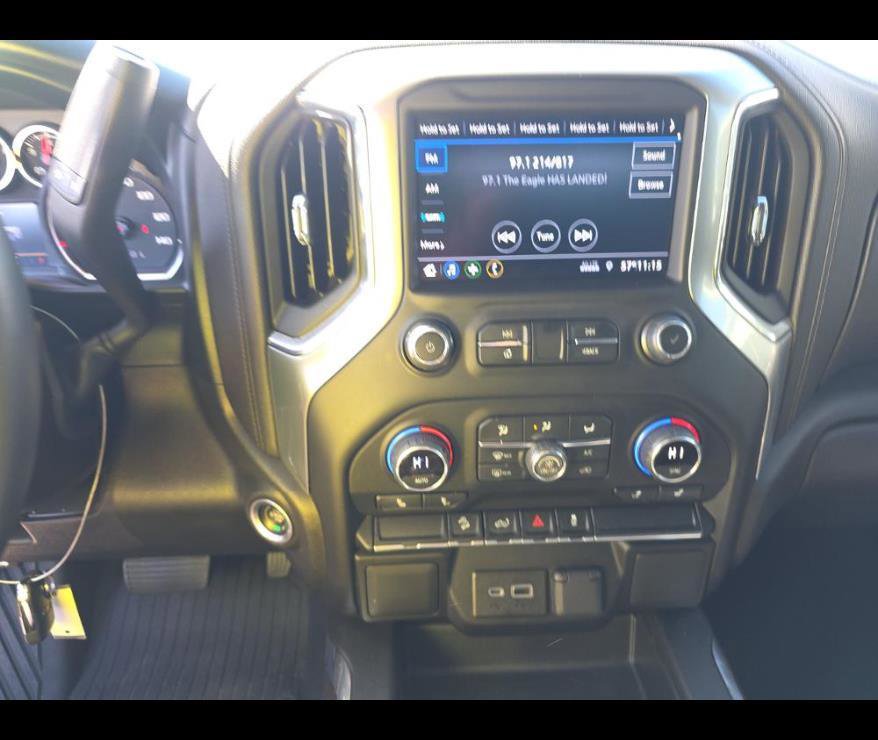 Used 2022 Chevrolet Silverado 1500 LT Trail Boss w/ LPO, Dark Essentials Package image 4