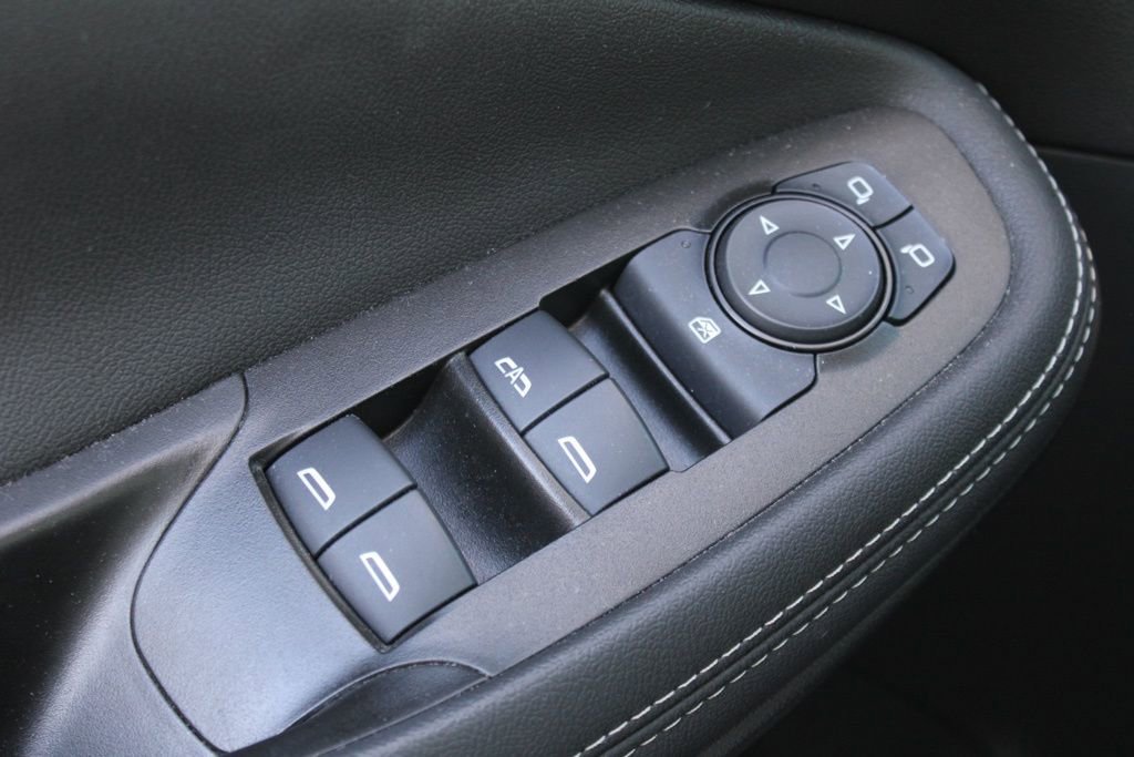 Used 2023 Buick Encore GX Essence w/ Experience Buick Package image 19