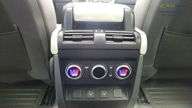 Used 2025 Land Rover Defender 110 X image 37