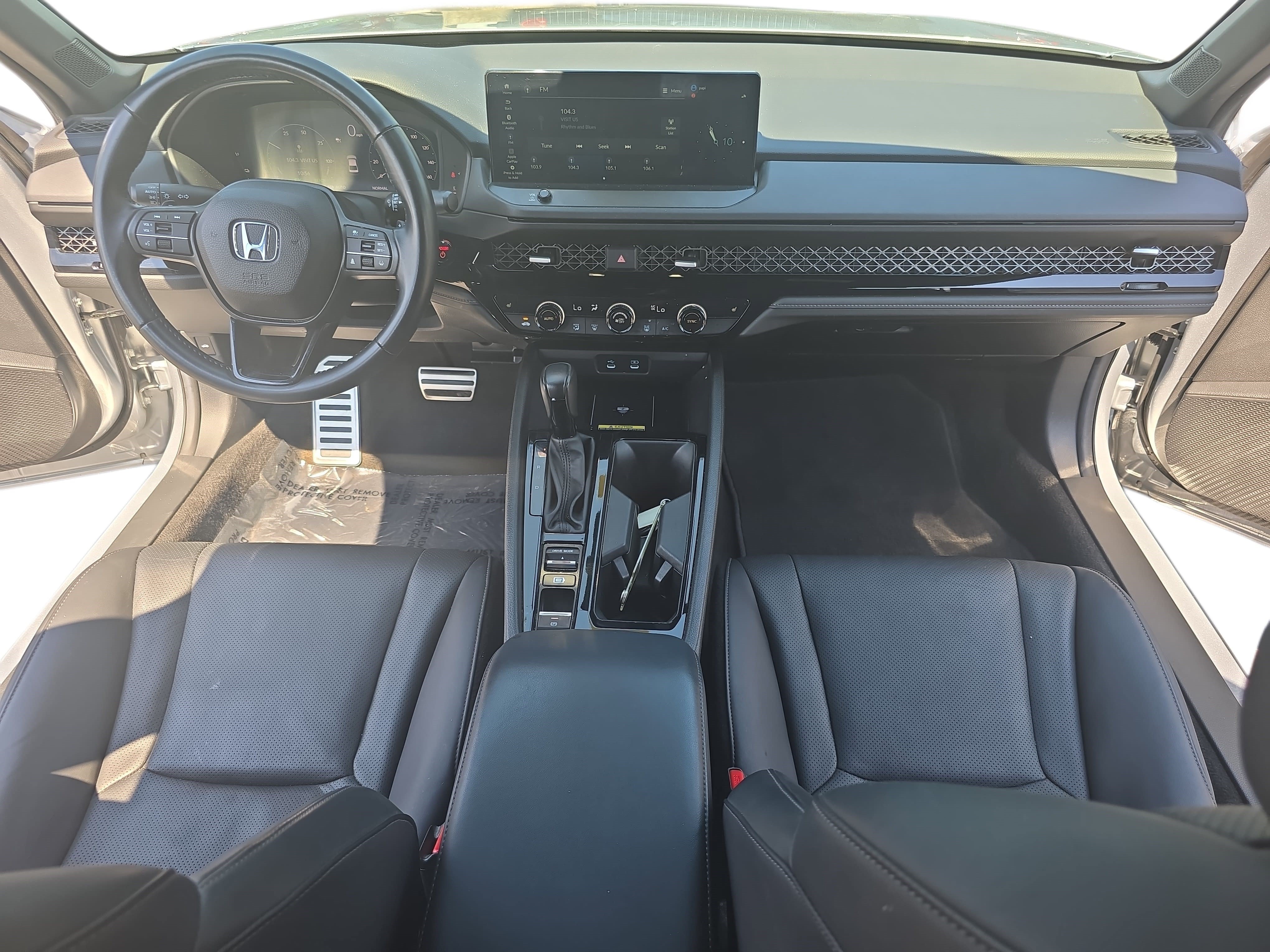 Used 2025 Honda Accord Sport image 9