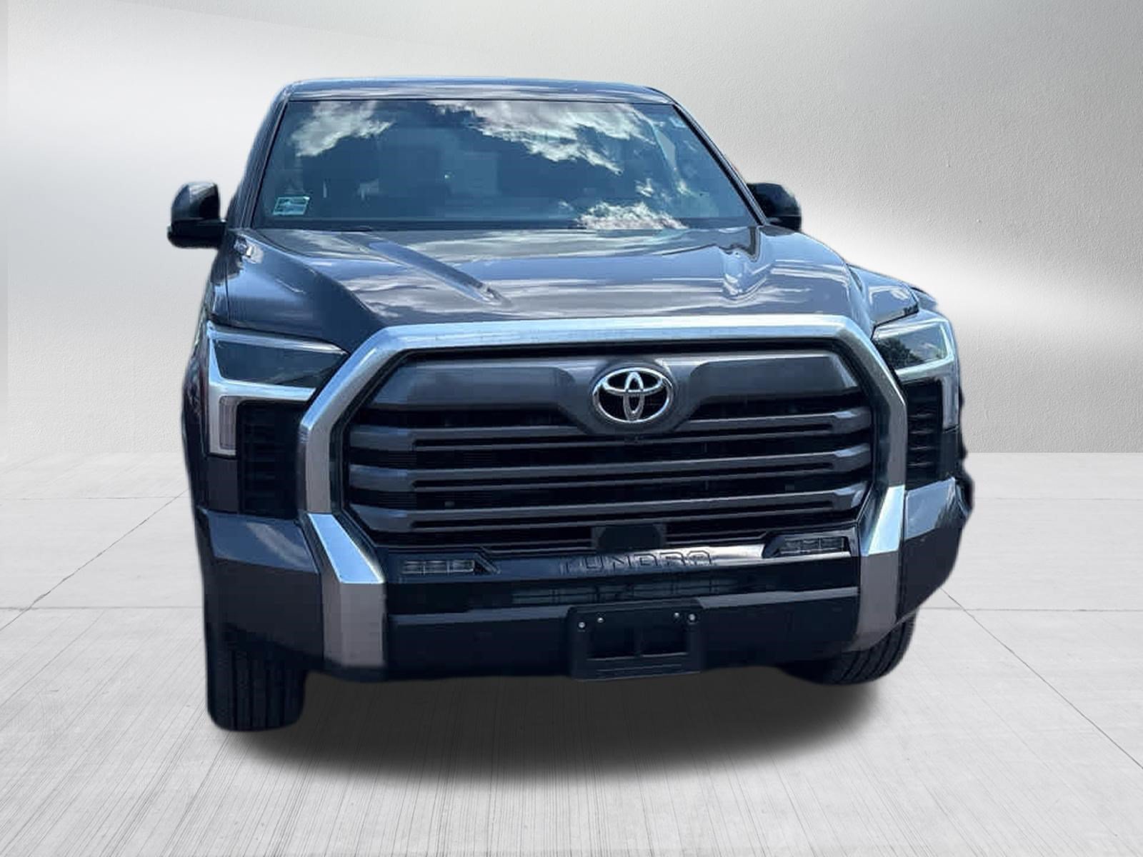 Certified 2025 Toyota Tundra Limited AWD/4WD image 6