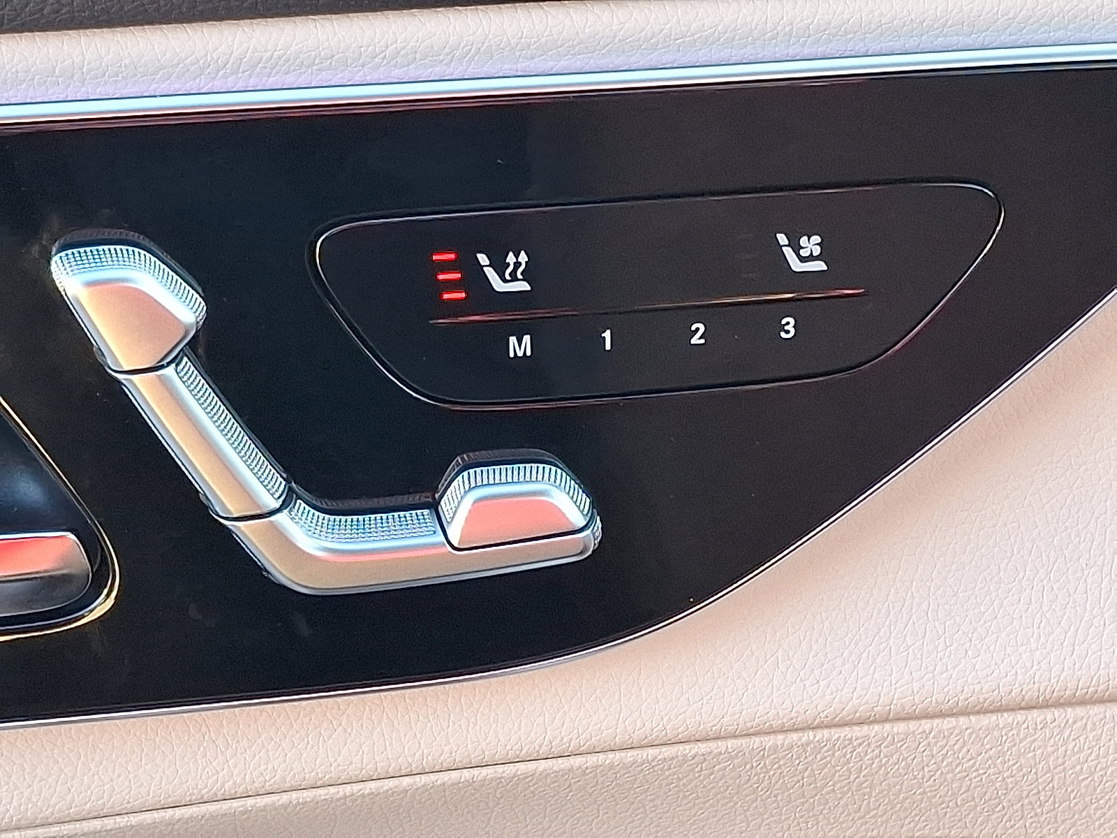 Certified 2026 Mercedes-Benz GLC 300 4MATIC image 25