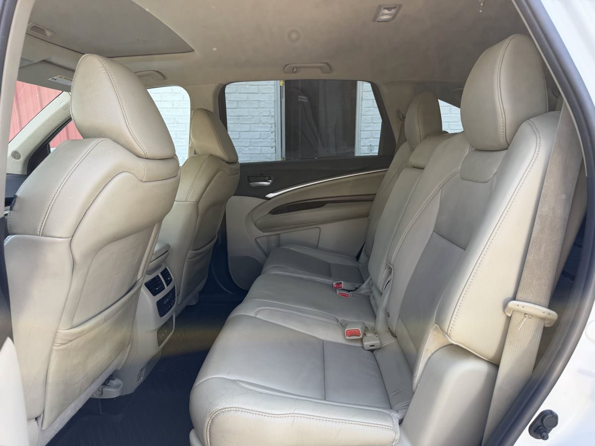 Used 2017 Acura MDX SH-AWD w/ Technology Package image 12