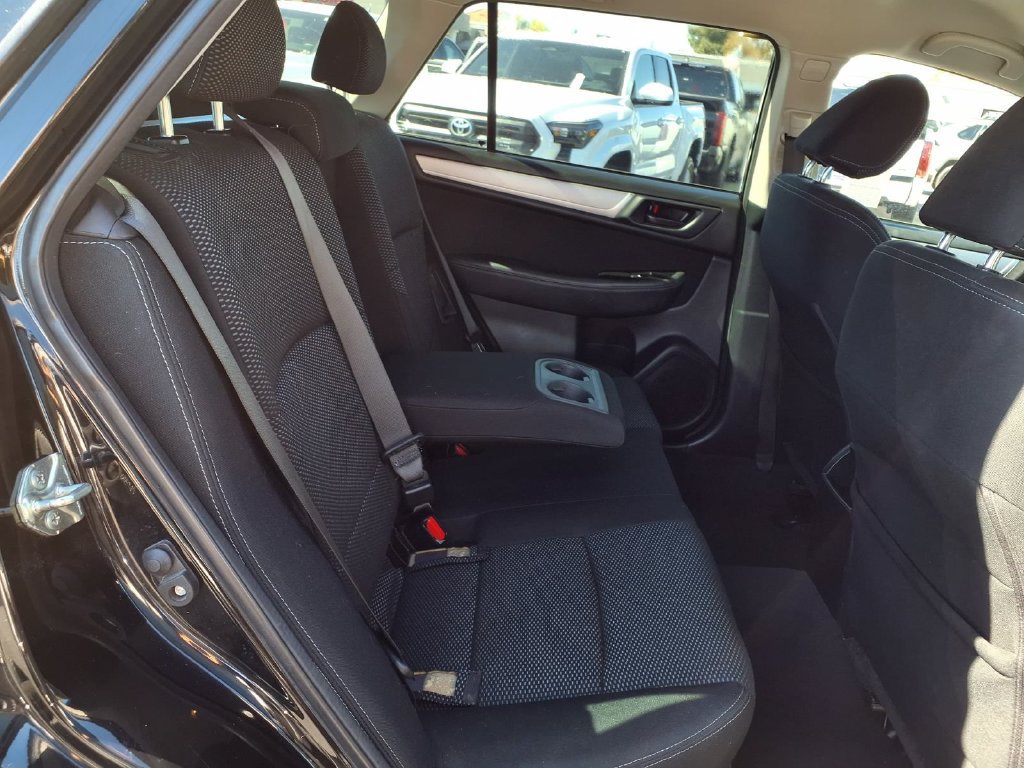 Used 2019 Subaru Outback 2.5i AWD/4WD image 31
